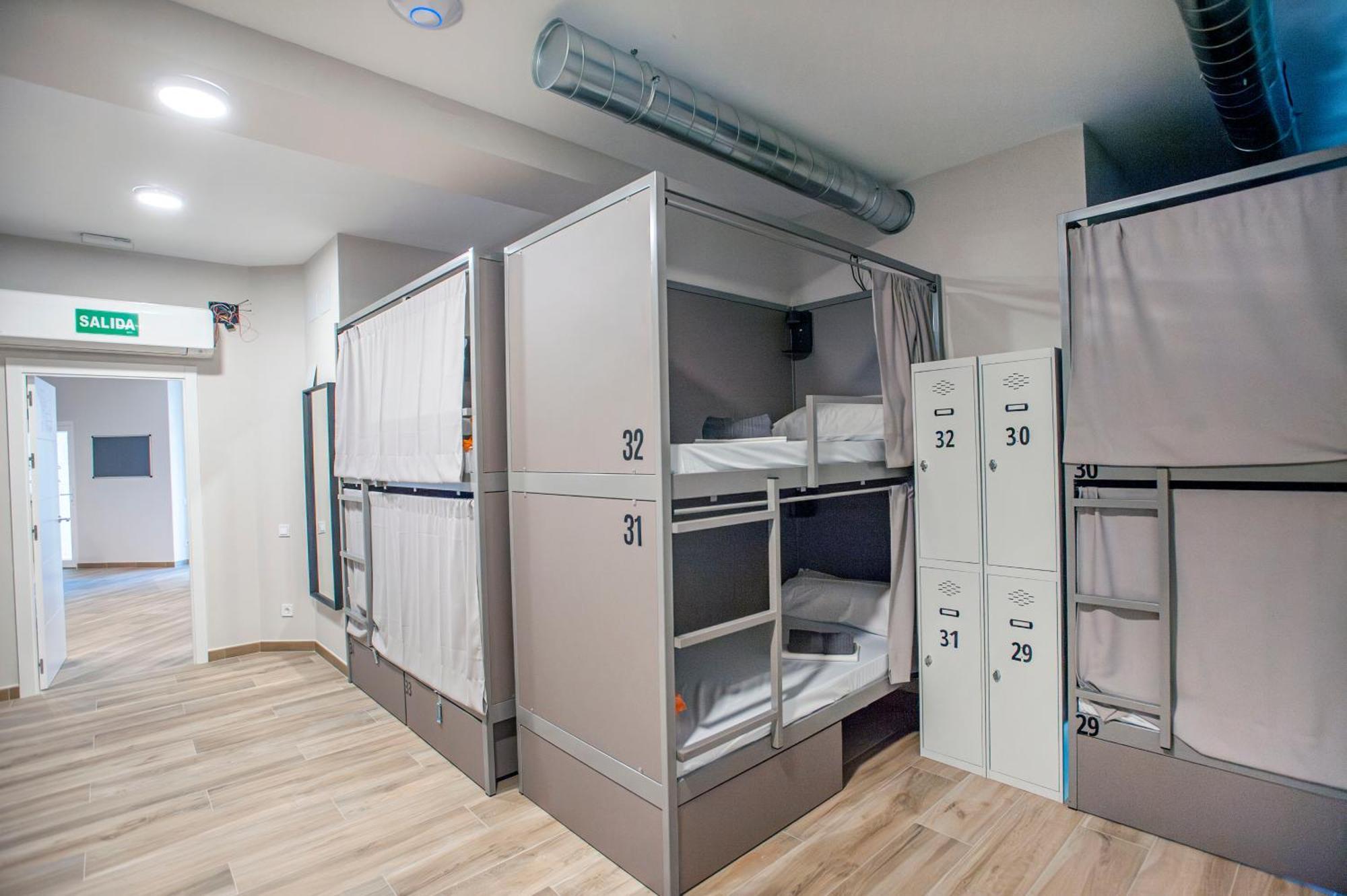 Hostel Dos Estaciones - Free Towels, Coffee & Tea, Remote Check-In Alicante Extérieur photo