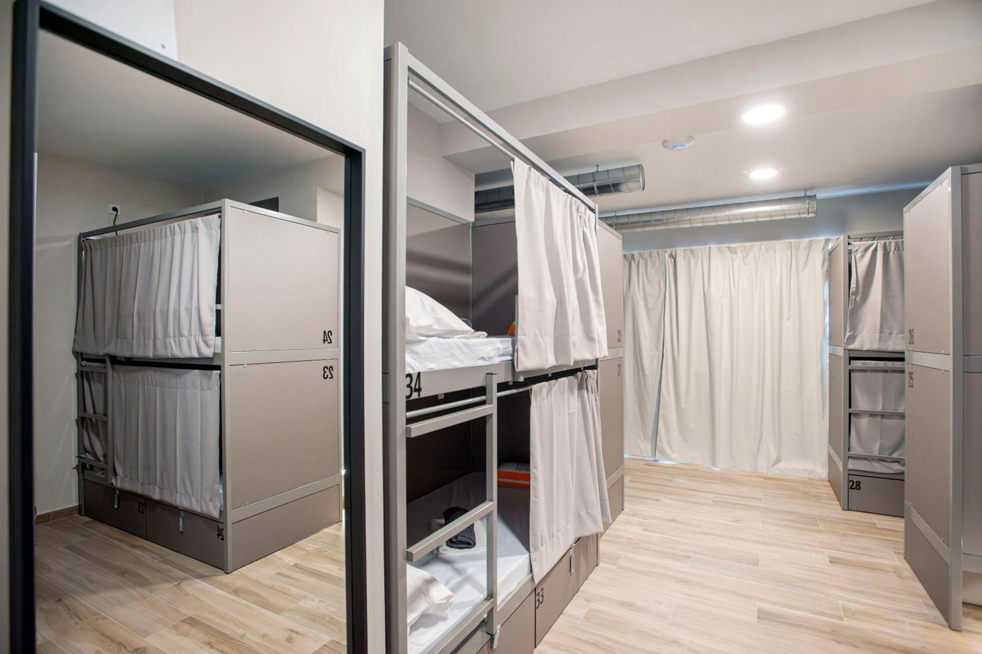 Hostel Dos Estaciones - Free Towels, Coffee & Tea, Remote Check-In Alicante Extérieur photo
