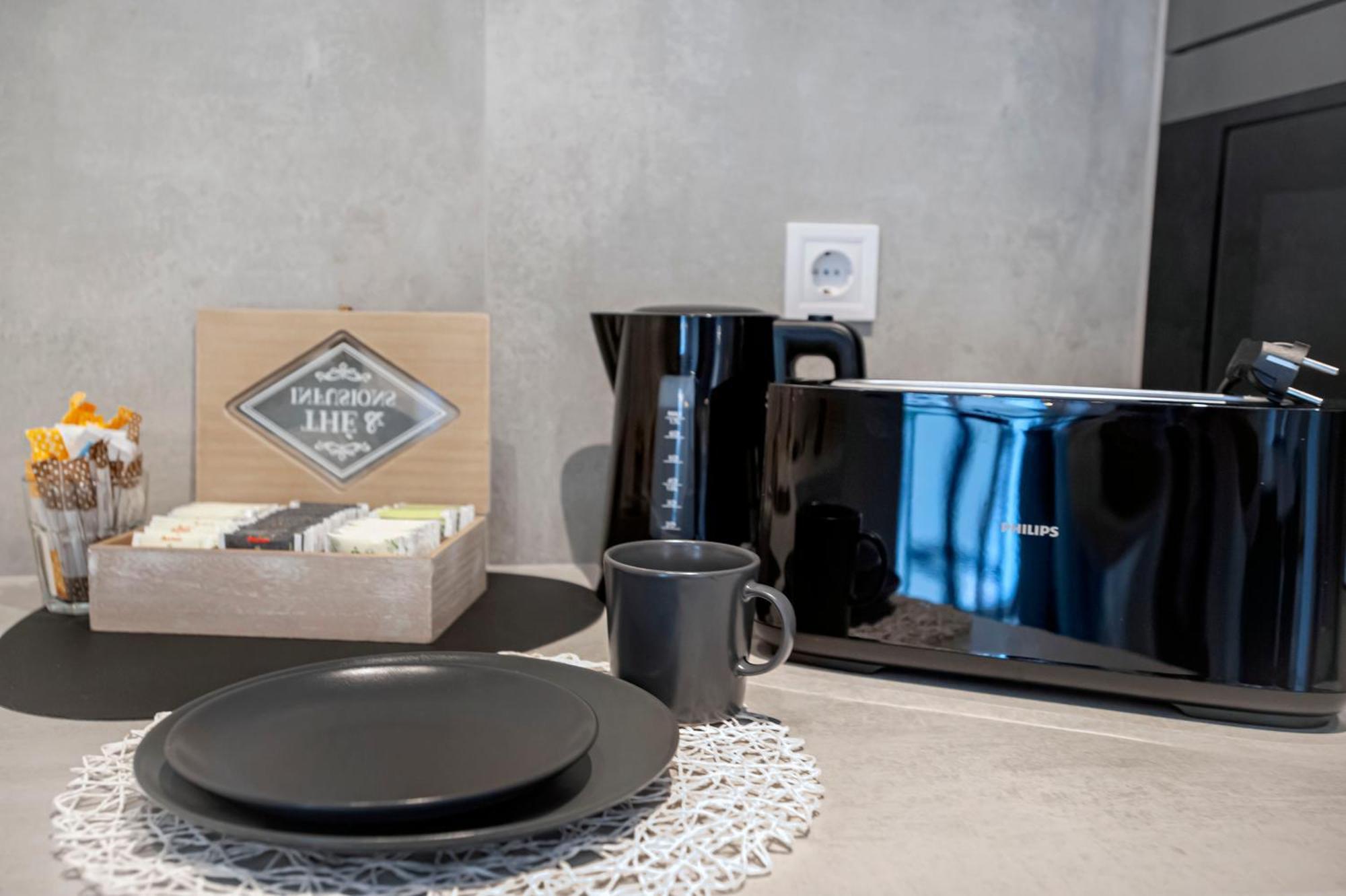 Hostel Dos Estaciones - Free Towels, Coffee & Tea, Remote Check-In Alicante Extérieur photo