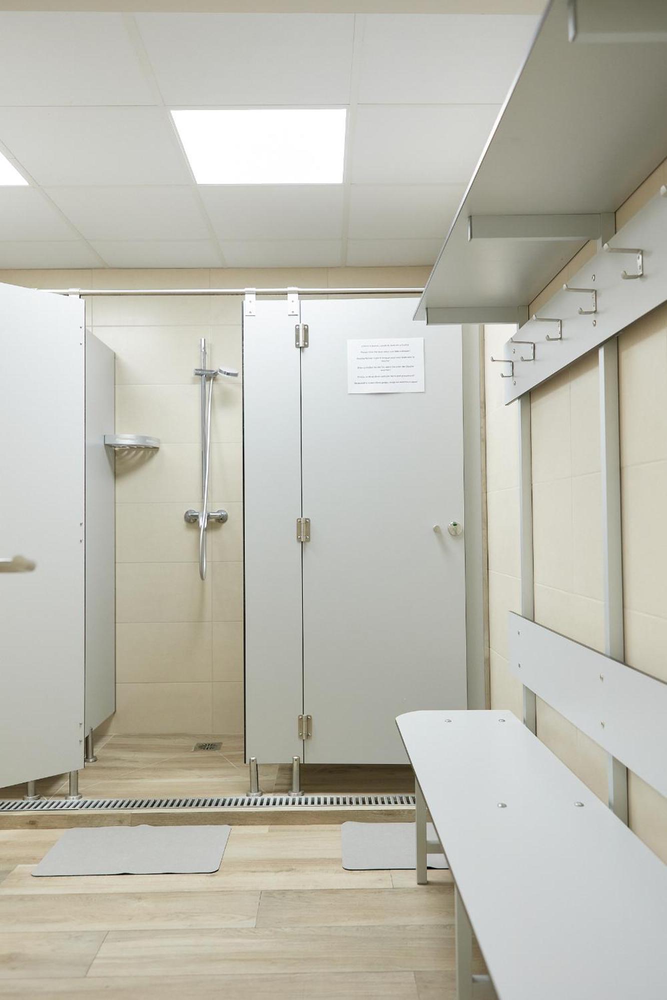 Hostel Dos Estaciones - Free Towels, Coffee & Tea, Remote Check-In Alicante Extérieur photo